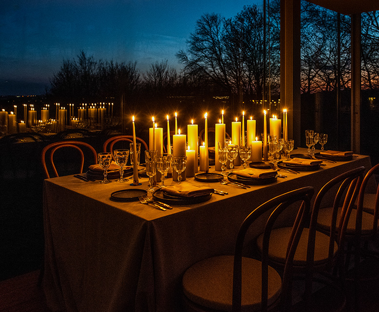 Diner bij kaarslicht