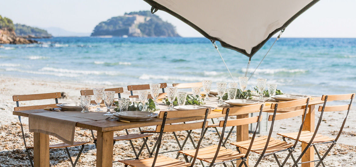 Mariage les pieds dans le sable